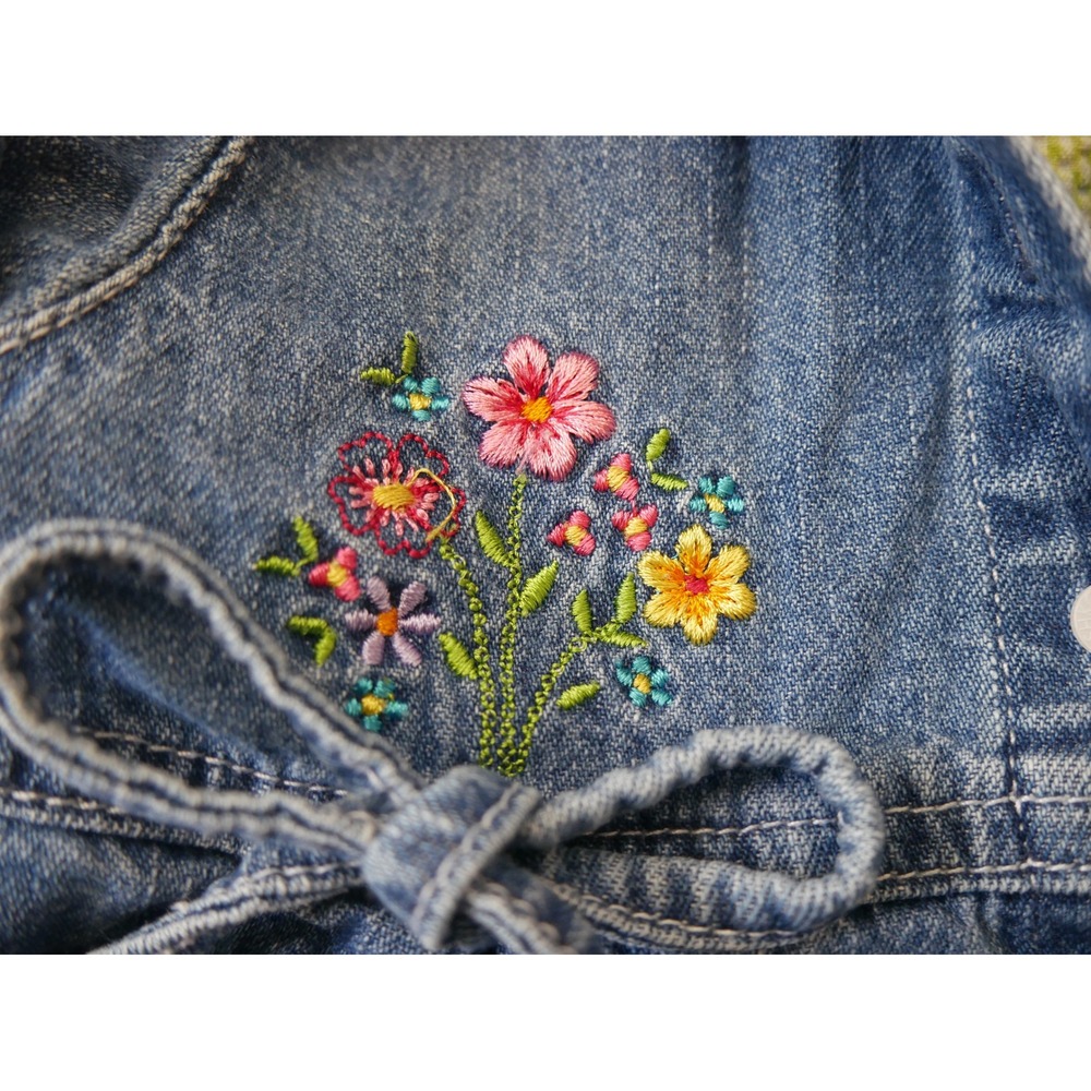 Vintage OshKosh Bgosh Girls 2T Blue Denim Floral Embroidered Ruffle Dress - Picture 5 of 7